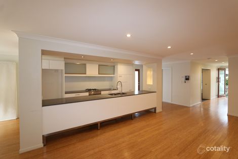 Property photo of 13 Lambros Drive Benowa QLD 4217