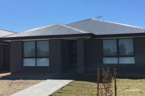 36 Hessel Ave, Doreen, VIC 3754