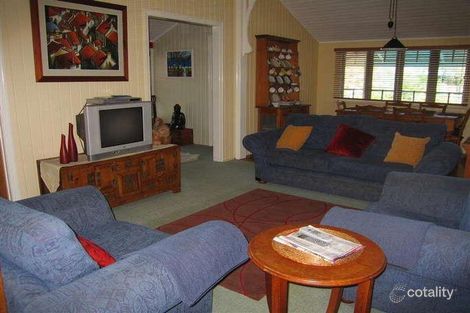 Property photo of 366 Tingal Road Wynnum QLD 4178