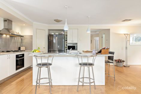 Property photo of 8 Kitchin Road South Morang VIC 3752