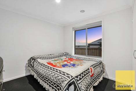 Property photo of 71 Fuchsia Drive Rockbank VIC 3335