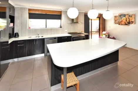 Property photo of 43 Hillside Gardens Desert Springs NT 0870