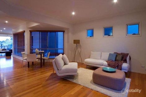 Property photo of 75 Power Street Norman Park QLD 4170