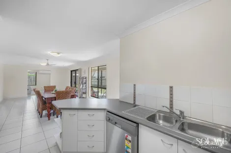 Property photo of 28 Cavella Drive Glen Eden QLD 4680