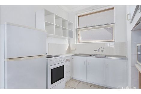 Property photo of 8/14 Paradise Island Surfers Paradise QLD 4217