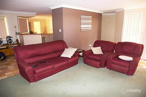 Property photo of 3 Biscay Crescent Glenvale QLD 4350