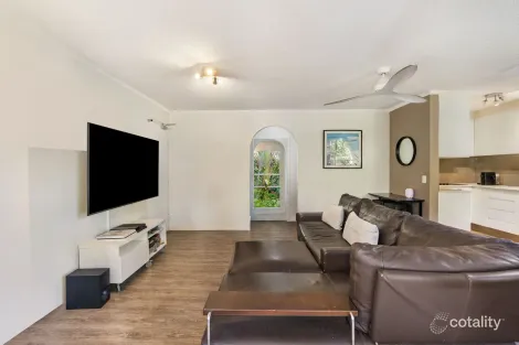 Property photo of 5/21 Burleigh Street Burleigh Heads QLD 4220