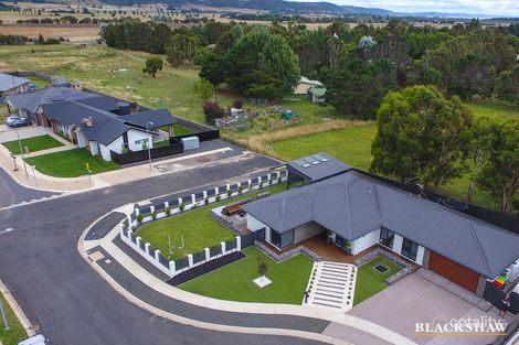 Property photo of 1 Brimble Close Bungendore NSW 2621
