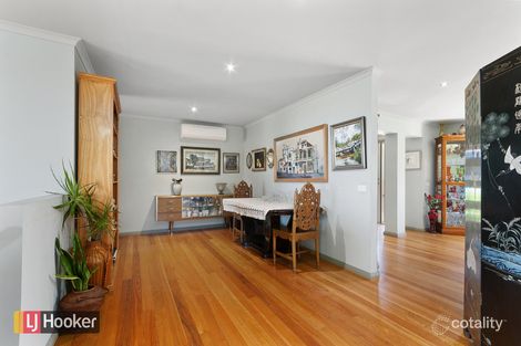 Property photo of 23 Nautilus Way Lakes Entrance VIC 3909