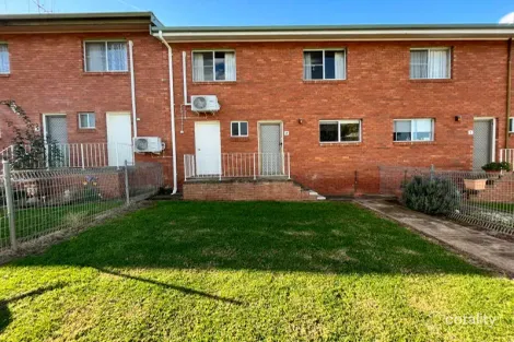 Property photo of 4/11 Albert Street Parkes NSW 2870