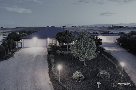 Property photo of 13 Ebert Court Loxton SA 5333