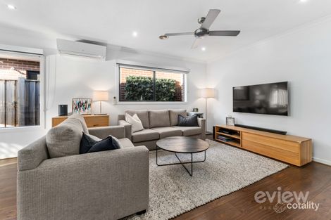 Property photo of 48 Timbarra Drive Werribee VIC 3030