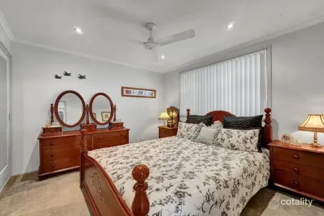 Property photo of 74 Forest Parade Tomakin NSW 2537