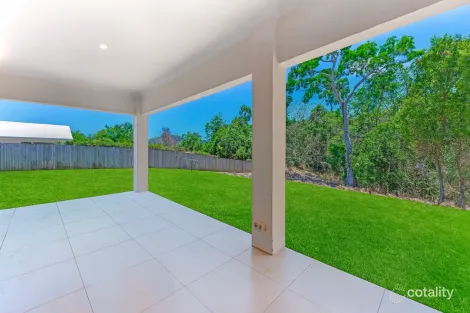 Property photo of 29B Armada Crescent Jubilee Pocket QLD 4802