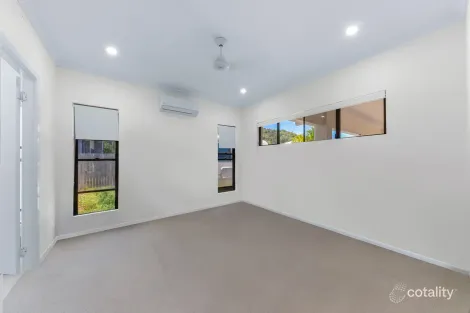 Property photo of 29B Armada Crescent Jubilee Pocket QLD 4802