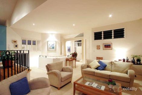 Property photo of 1/131 Ocean View Drive Wamberal NSW 2260