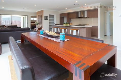 Property photo of 8 Rise Place Heathwood QLD 4110