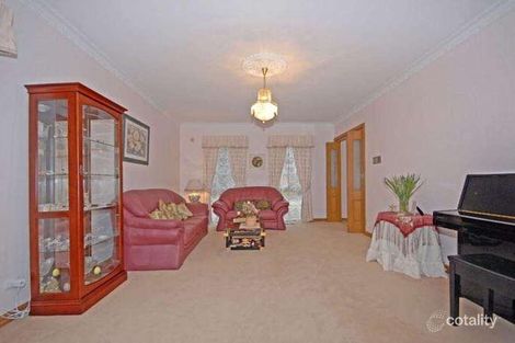 Property photo of 28 Taparoo Road Templestowe VIC 3106