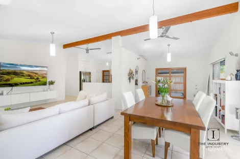 Property photo of 3 Corinda Close Trinity Beach QLD 4879