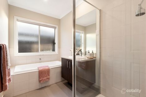 Property photo of 39 Bassetts Road Doreen VIC 3754