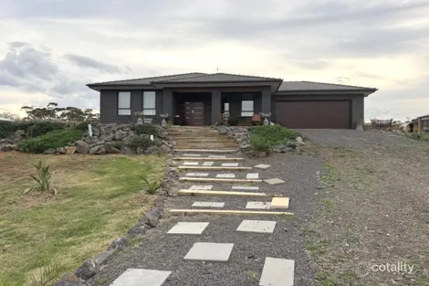 36 Archibald Dr, Shelford, VIC 3329