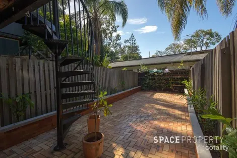 Property photo of 27 Westerham Street Taringa QLD 4068