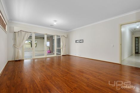 Property photo of 10 Golden Wattle Way Harkness VIC 3337