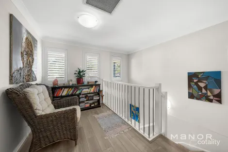 Property photo of 42 Fox Creek Circuit Kellyville NSW 2155