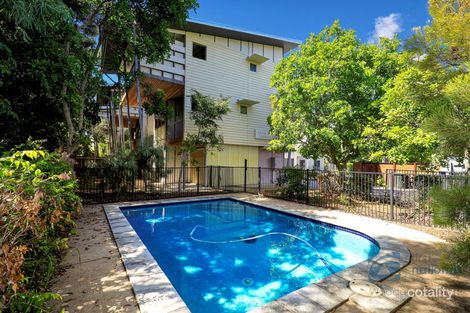 2/1 Hussar Ct, Woodgate, QLD 4660