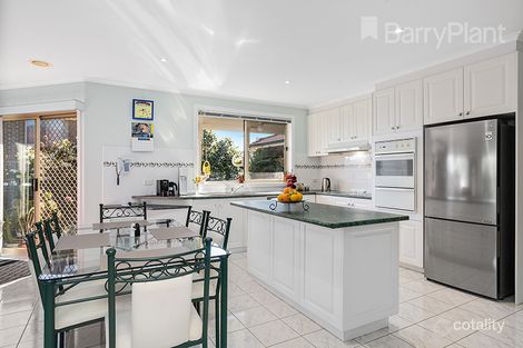 Property photo of 121 Earlsfield Drive Berwick VIC 3806