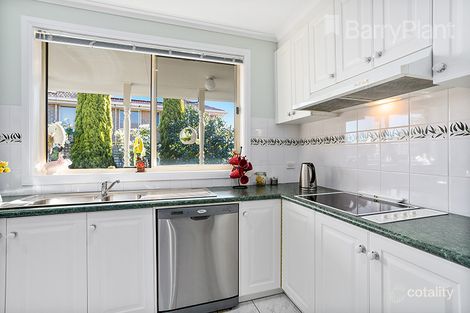 Property photo of 121 Earlsfield Drive Berwick VIC 3806