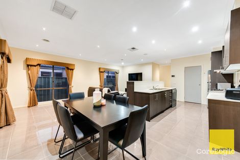Property photo of 18 Cranwell Way Wyndham Vale VIC 3024