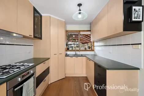 Property photo of 7 Inverness Road Mount Evelyn VIC 3796