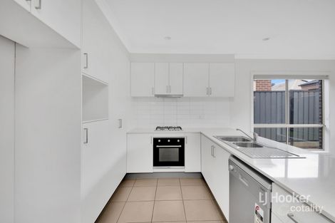 Property photo of 60 Bilby Street Craigieburn VIC 3064