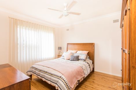 Property photo of 17 Miller Street Oak Flats NSW 2529