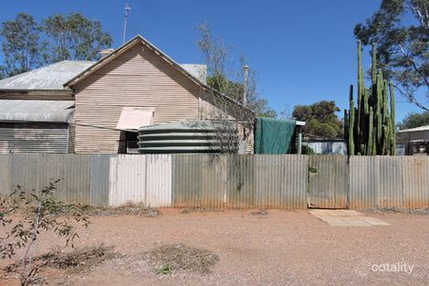 72 First St, Quorn, SA 5433