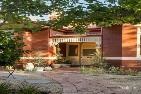 25 Avoca Ave, Elwood, VIC 3184
