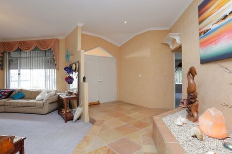 Property photo of 20 Lavender Close Thornlie WA 6108