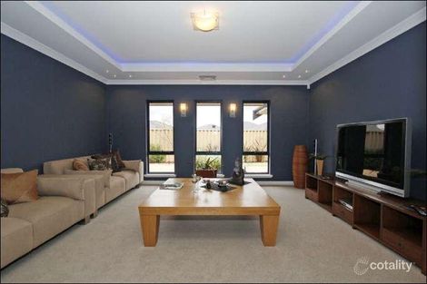 Property photo of 22 Fridayhill Drive Southern River WA 6110