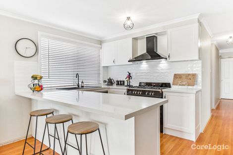 Property photo of 32 Crommelin Crescent St Helens Park NSW 2560