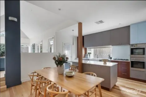 Property photo of 31 Ferndale Road Glen Iris VIC 3146