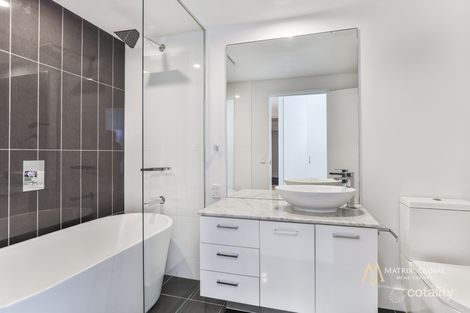Property photo of 1605/5 Harbour Side Court Biggera Waters QLD 4216