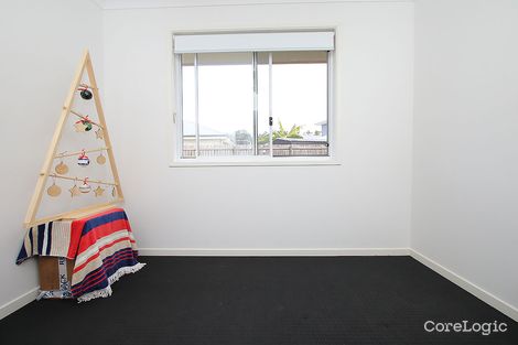 Property photo of 40 Starling Street Deebing Heights QLD 4306