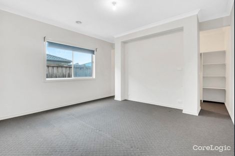 Property photo of 60 Eynesbury View Wollert VIC 3750