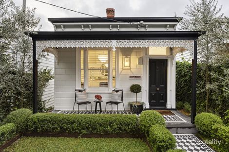 Property photo of 24 Fairbairn Road Toorak VIC 3142