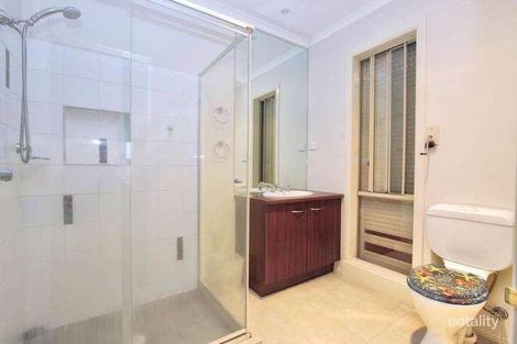 Property photo of 8 Silverdale Walk Cairnlea VIC 3023