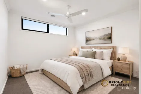 Property photo of 5 Talmalmo Lane Clyde North VIC 3978