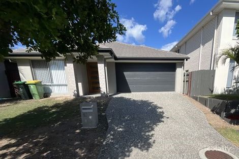 17 Pleasant St, South Ripley, QLD 4306