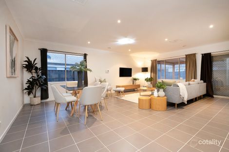 Property photo of 2 Aston Glade Derrimut VIC 3026