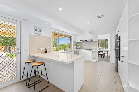 Property photo of 18 Billanook Way Chirnside Park VIC 3116